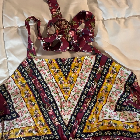 NWOT Xhilaration Floral Jumpsuit - Picture 3 of 6